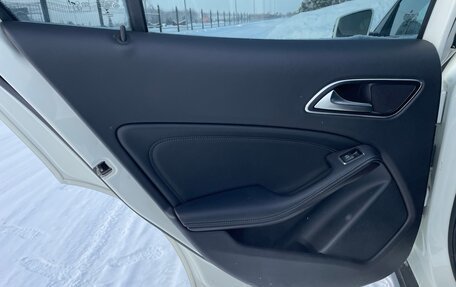 Mercedes-Benz GLA, 2017 год, 2 150 000 рублей, 18 фотография