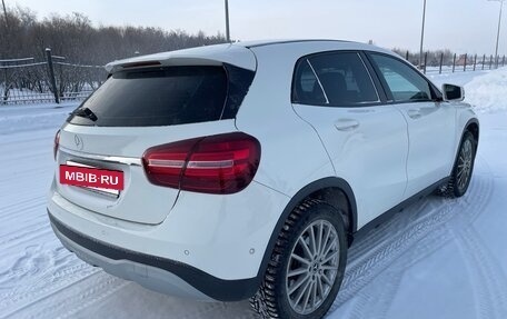 Mercedes-Benz GLA, 2017 год, 2 150 000 рублей, 5 фотография