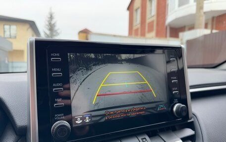 Toyota RAV4, 2021 год, 4 650 000 рублей, 11 фотография