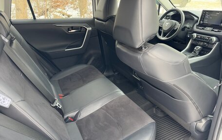 Toyota RAV4, 2021 год, 4 650 000 рублей, 22 фотография