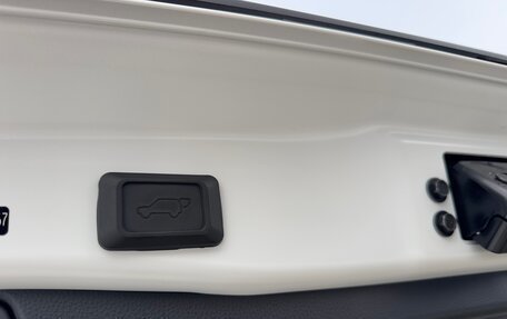 Toyota RAV4, 2021 год, 4 650 000 рублей, 29 фотография