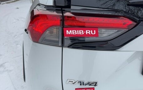 Toyota RAV4, 2021 год, 4 650 000 рублей, 19 фотография