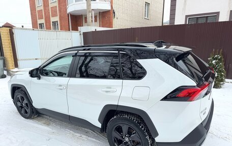Toyota RAV4, 2021 год, 4 650 000 рублей, 33 фотография