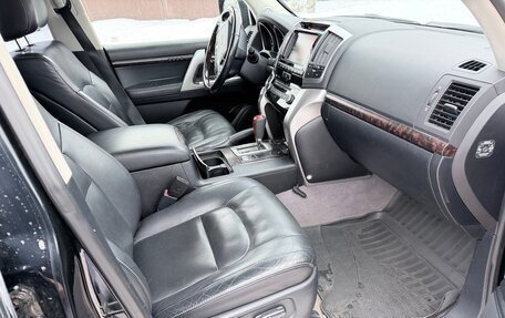 Toyota Land Cruiser 200, 2013 год, 2 999 000 рублей, 12 фотография