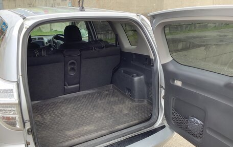 Toyota Vanguard, 2011 год, 1 650 000 рублей, 8 фотография