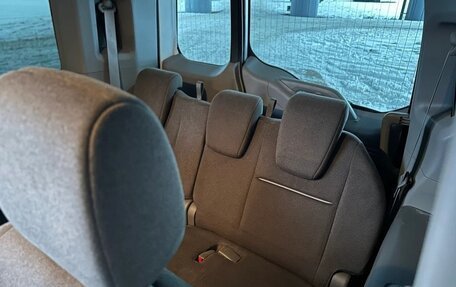 Honda Stepwgn IV, 2016 год, 1 400 000 рублей, 16 фотография