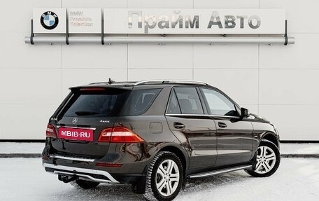 Mercedes-Benz M-Класс, 2012 год, 2 500 000 рублей, 2 фотография