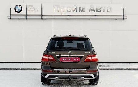 Mercedes-Benz M-Класс, 2012 год, 2 500 000 рублей, 4 фотография