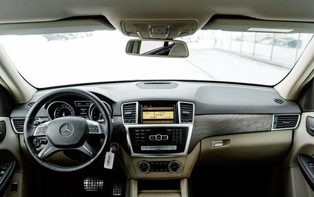 Mercedes-Benz M-Класс, 2012 год, 2 500 000 рублей, 11 фотография