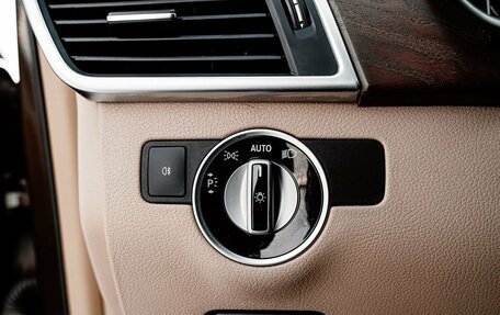 Mercedes-Benz M-Класс, 2012 год, 2 500 000 рублей, 29 фотография