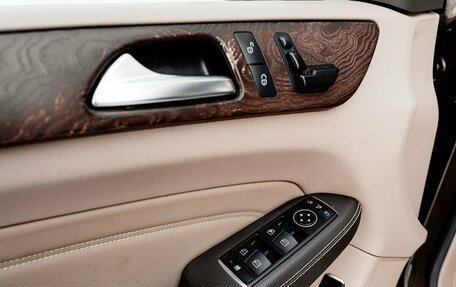 Mercedes-Benz M-Класс, 2012 год, 2 500 000 рублей, 31 фотография