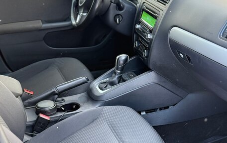 Volkswagen Jetta VI, 2012 год, 1 130 000 рублей, 15 фотография