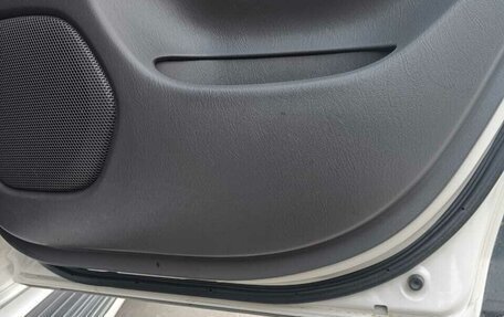 Toyota Land Cruiser Prado 120 рестайлинг, 2005 год, 2 150 000 рублей, 11 фотография