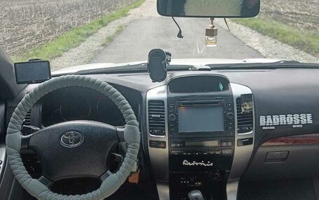 Toyota Land Cruiser Prado 120 рестайлинг, 2005 год, 2 150 000 рублей, 7 фотография