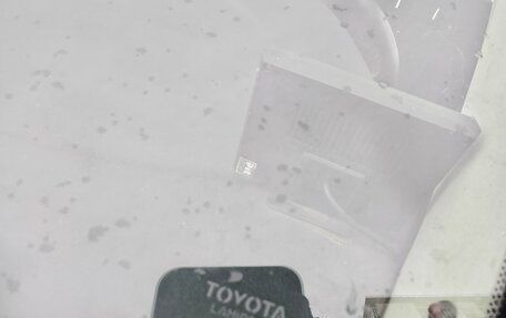 Toyota Avensis Verso I рестайлинг, 2004 год, 1 150 000 рублей, 15 фотография