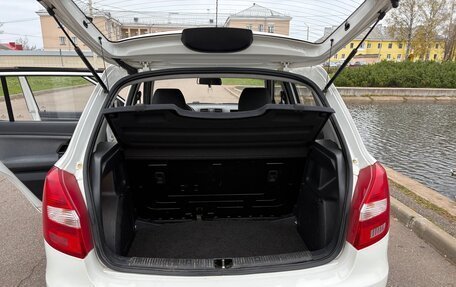 Skoda Fabia II, 2010 год, 350 000 рублей, 3 фотография