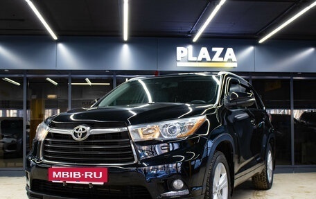 Toyota Highlander III, 2015 год, 2 579 000 рублей, 5 фотография
