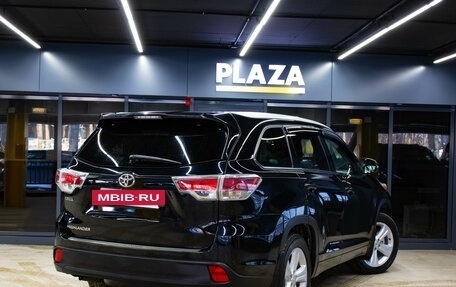 Toyota Highlander III, 2015 год, 2 579 000 рублей, 4 фотография