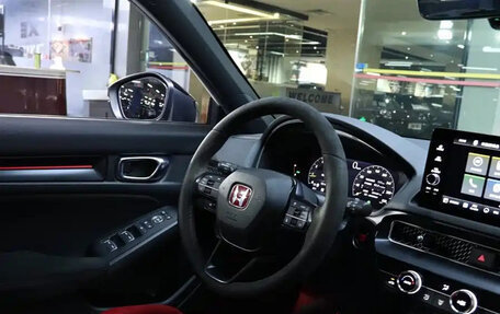 Honda Civic Type R, 2023 год, 6 000 000 рублей, 15 фотография