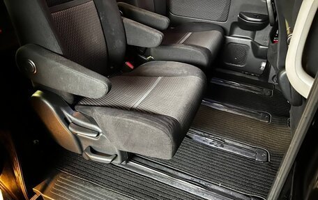 Honda Stepwgn IV, 2015 год, 1 900 000 рублей, 16 фотография