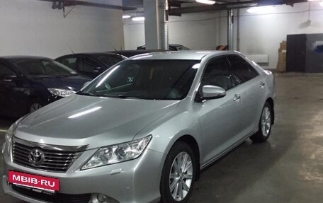 Toyota Camry, 2013 год, 1 650 000 рублей, 4 фотография