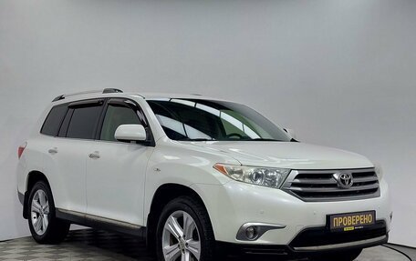 Toyota Highlander III, 2012 год, 1 989 000 рублей, 3 фотография