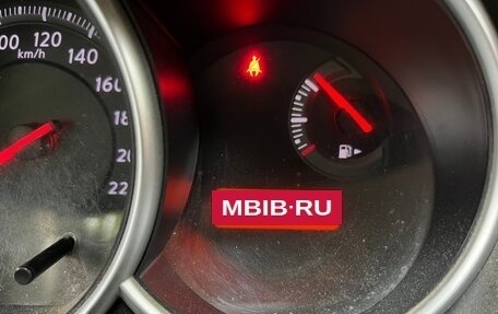 Nissan Tiida, 2010 год, 650 000 рублей, 5 фотография