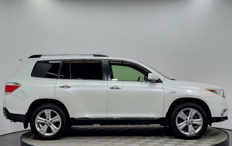 Toyota Highlander III, 2012 год, 1 989 000 рублей, 4 фотография