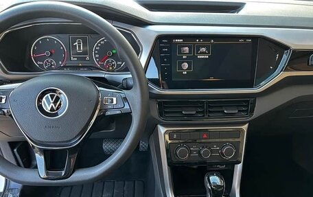 Volkswagen T-Cross I, 2022 год, 1 400 000 рублей, 8 фотография