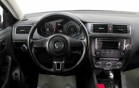 Volkswagen Jetta VI, 2014 год, 885 000 рублей, 12 фотография