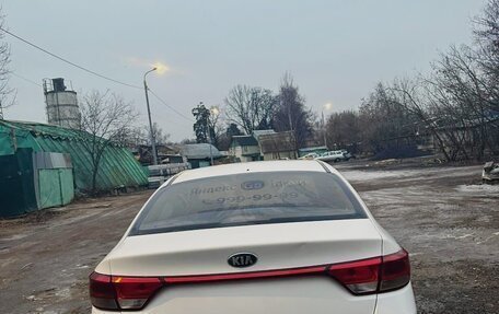 KIA Rio IV, 2018 год, 650 000 рублей, 2 фотография