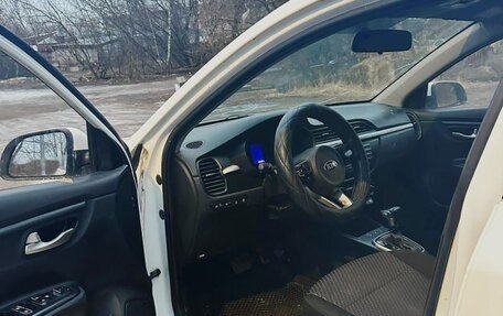 KIA Rio IV, 2018 год, 650 000 рублей, 4 фотография