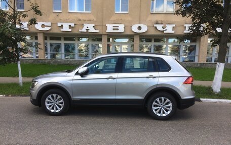 Volkswagen Tiguan II, 2020 год, 3 150 000 рублей, 3 фотография