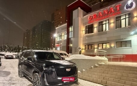 Cadillac Escalade V, 2024 год, 17 222 000 рублей, 8 фотография