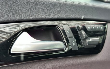 Mercedes-Benz CLS, 2012 год, 2 260 000 рублей, 18 фотография