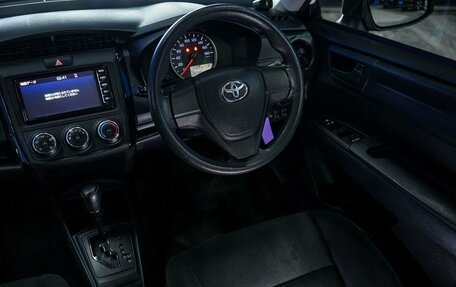 Toyota Corolla, 2019 год, 1 350 000 рублей, 30 фотография