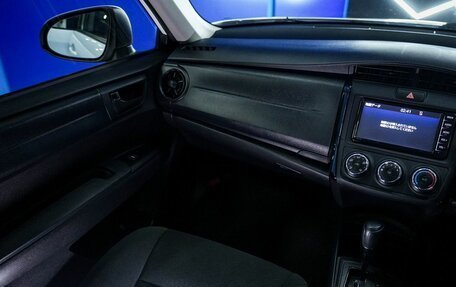 Toyota Corolla, 2019 год, 1 350 000 рублей, 28 фотография