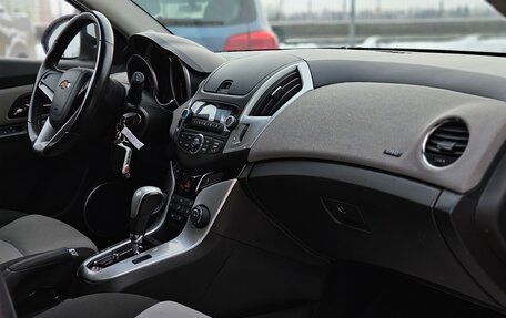 Chevrolet Cruze II, 2013 год, 830 000 рублей, 11 фотография