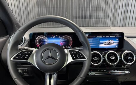 Mercedes-Benz GLA, 2024 год, 4 499 000 рублей, 13 фотография