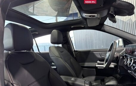 Mercedes-Benz GLA, 2024 год, 4 499 000 рублей, 11 фотография