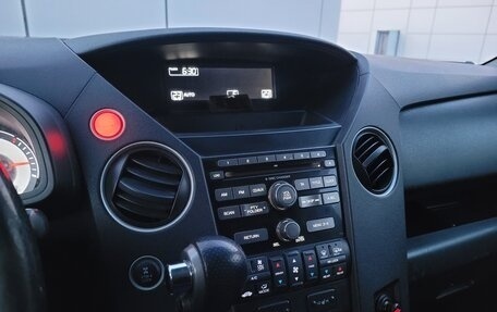 Honda Pilot III рестайлинг, 2012 год, 2 300 000 рублей, 11 фотография