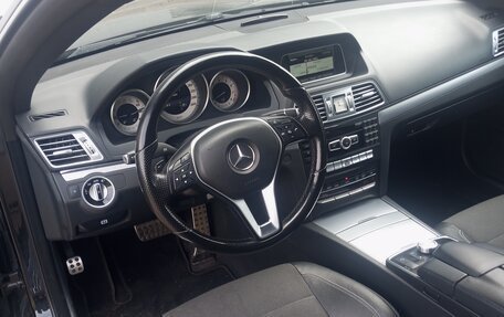 Mercedes-Benz E-Класс, 2013 год, 1 600 000 рублей, 7 фотография