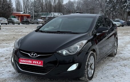 Hyundai Elantra V, 2012 год, 990 000 рублей, 1 фотография