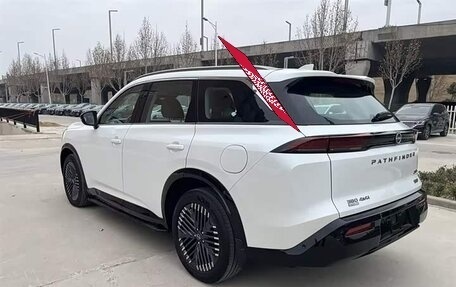 Nissan Pathfinder, 2025 год, 5 850 000 рублей, 5 фотография