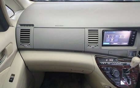 Toyota ISis I, 2014 год, 1 170 000 рублей, 12 фотография