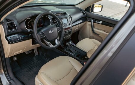 KIA Sorento II рестайлинг, 2019 год, 1 975 000 рублей, 13 фотография