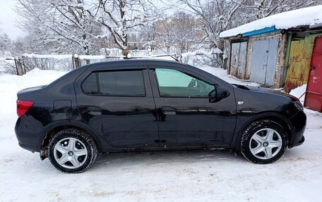 Renault Logan II, 2017 год, 950 000 рублей, 9 фотография
