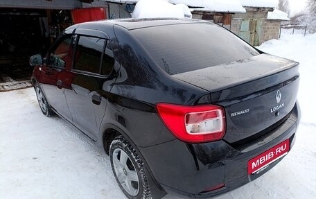 Renault Logan II, 2017 год, 950 000 рублей, 5 фотография