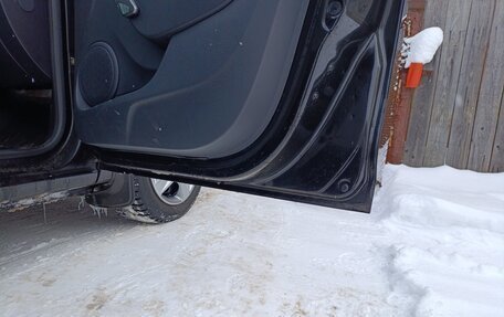 Renault Logan II, 2017 год, 950 000 рублей, 12 фотография