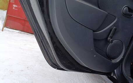 Renault Logan II, 2017 год, 950 000 рублей, 17 фотография